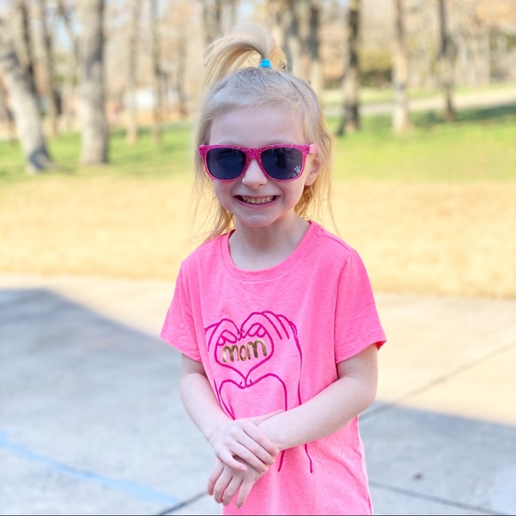 Meet your Posher, Heather - Picture 3 of 5